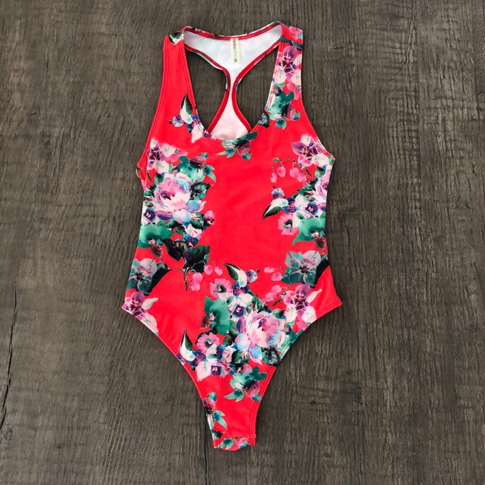 Montce Swim Red Floral Denise Austin One-Piece small s
